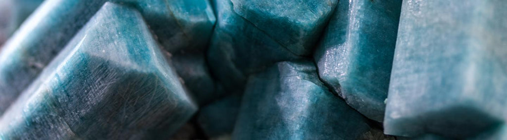 Amazonite Meaning: Healing Properties, Benefits, and Uses - Beadsofcambay.com