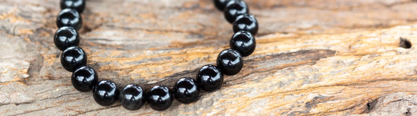 Black Onyx Meaning: Healing Properties, Benefits, and Uses
