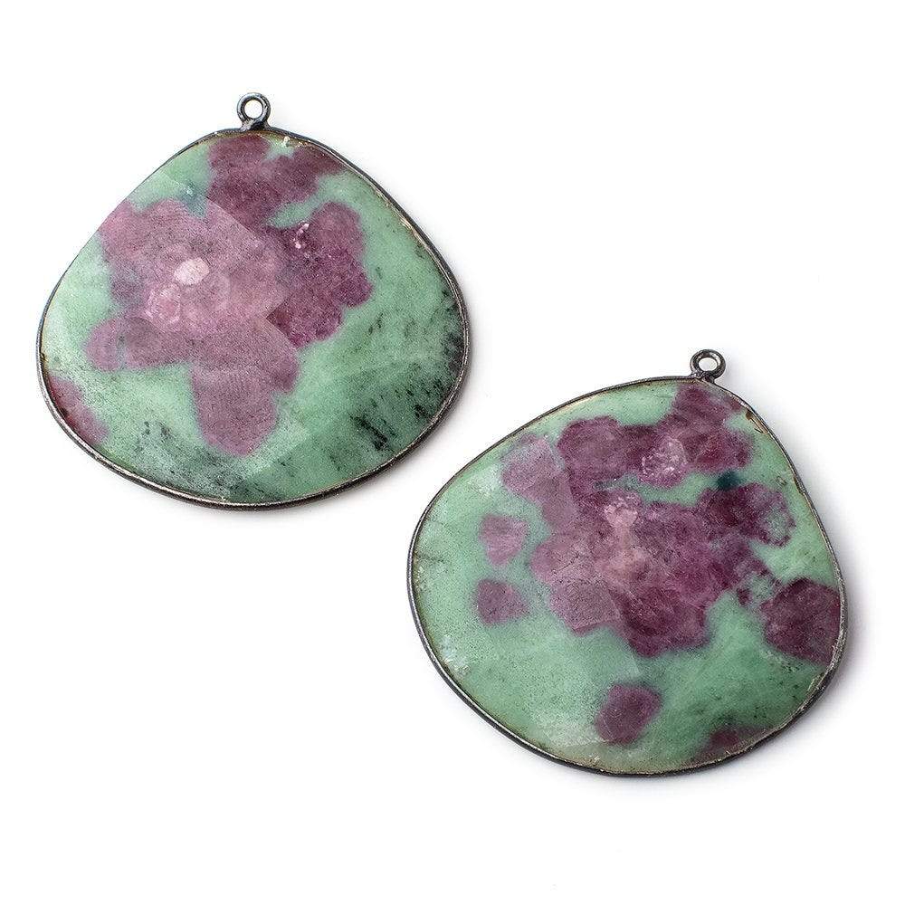 39x41mm Black Gold Bezeled Ruby in Zoisite Freeform Set of 2 Pendants - Beadsofcambay.com